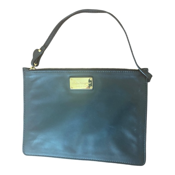 Salvatore Ferragamo black leather Wristlet - Picture 3 of 13